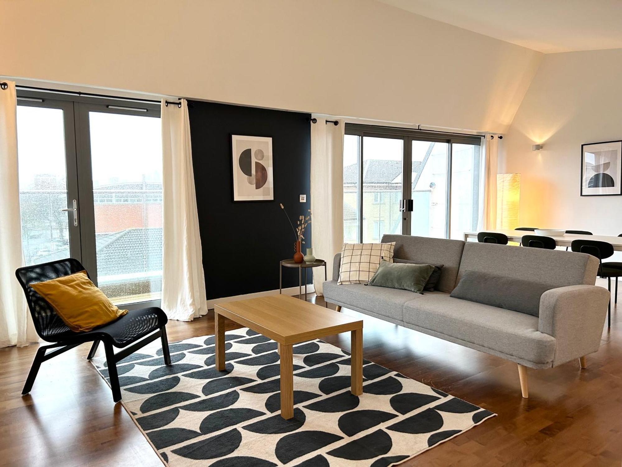 In Style: Modern 2-bed In Trendy Area Apartment London