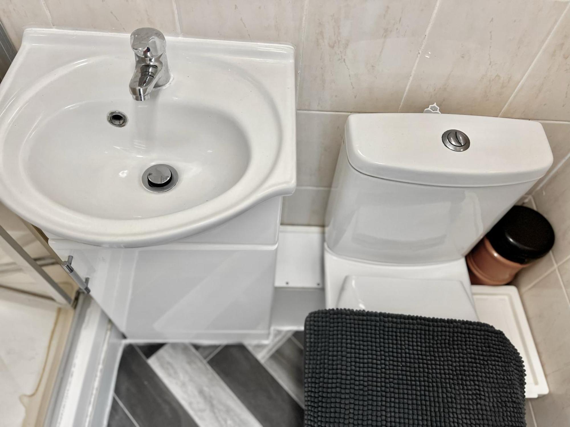 Westfield Shepherds Bush Guest house London