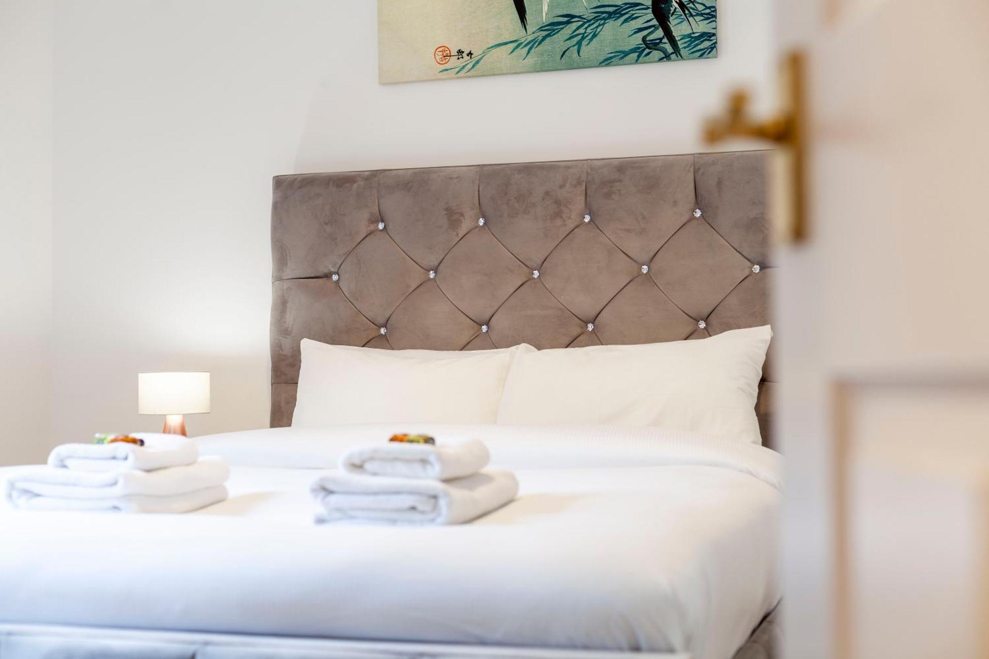 Charming 1br W Patio In Battersea Apartamento Londres