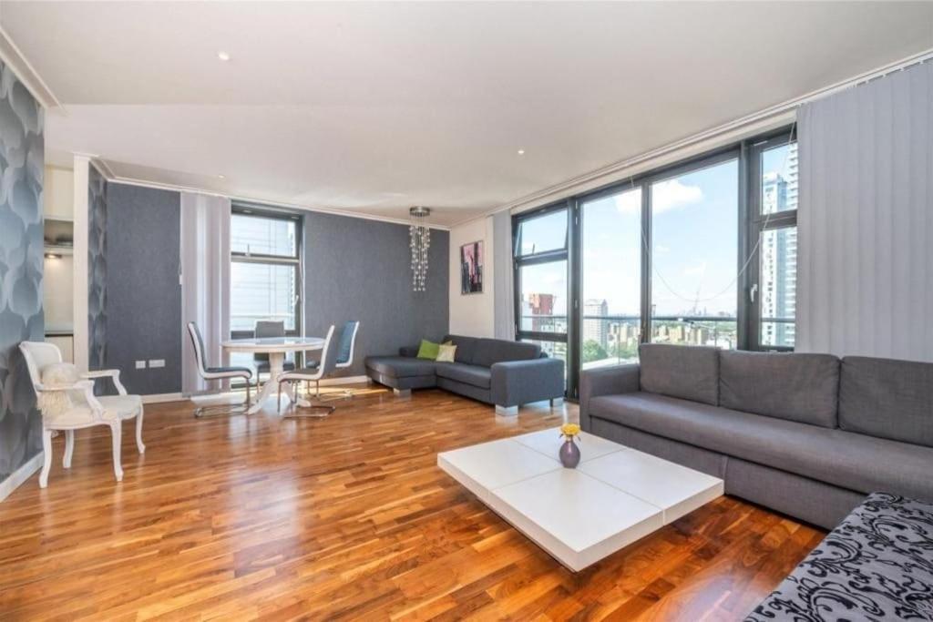 Luxury Penthouse 2 Bedrooms Flat In Canary Wharf Apartment London