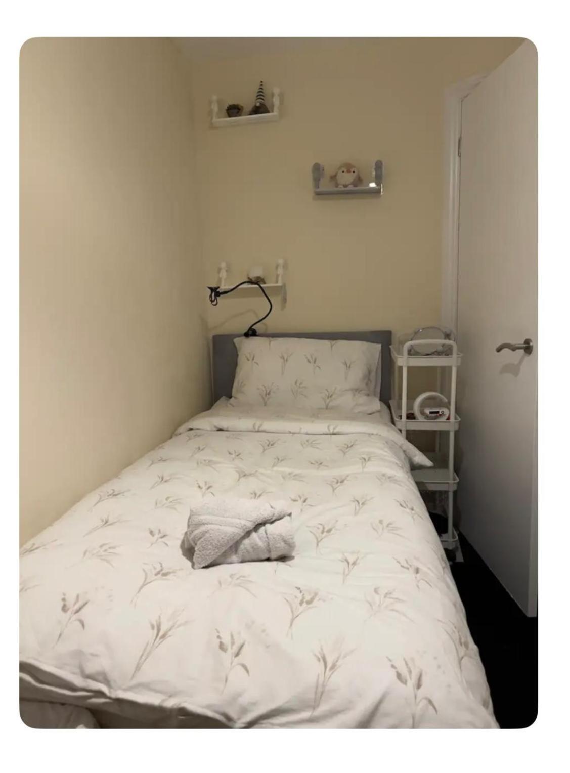 Excel Single - 5mins To Excel & 10mins To Canary Wharf Londres