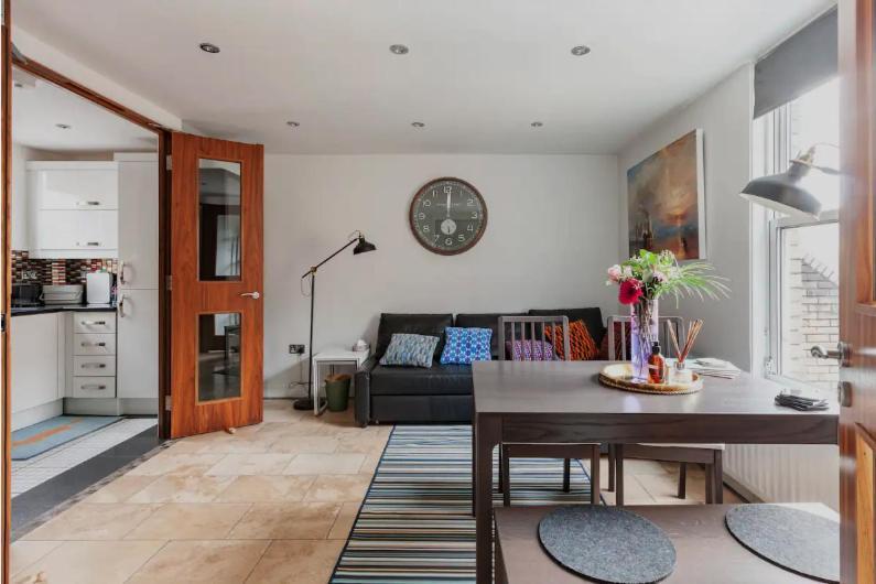 Clifton - Luxury 1 Bed Flat - 1 Min Walk To Tube Appartement