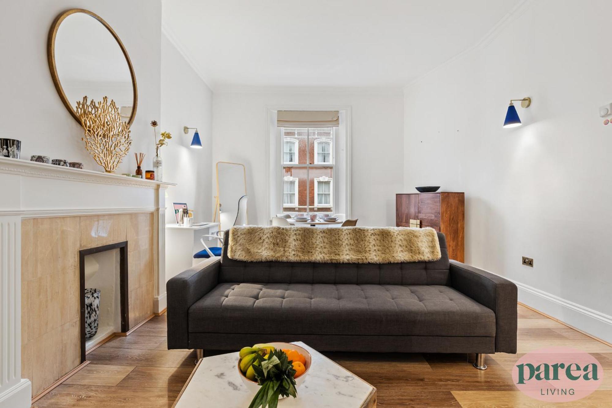 Parea Living - South Kensington, Elegant 1-bedroom Flat, Wfh Desk *