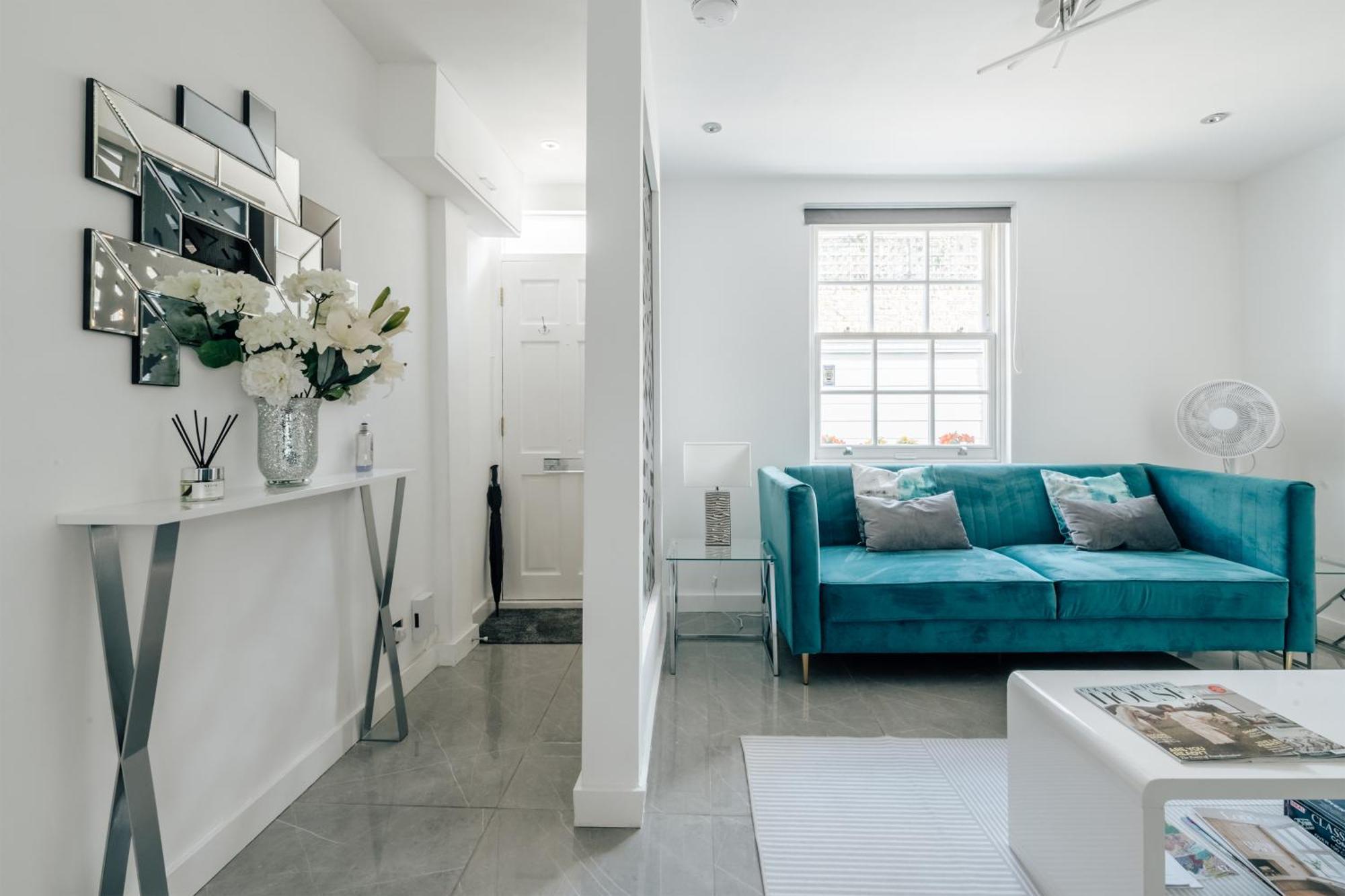 Exceptional Whole House Chelsea With Roof Terrace Apartment London