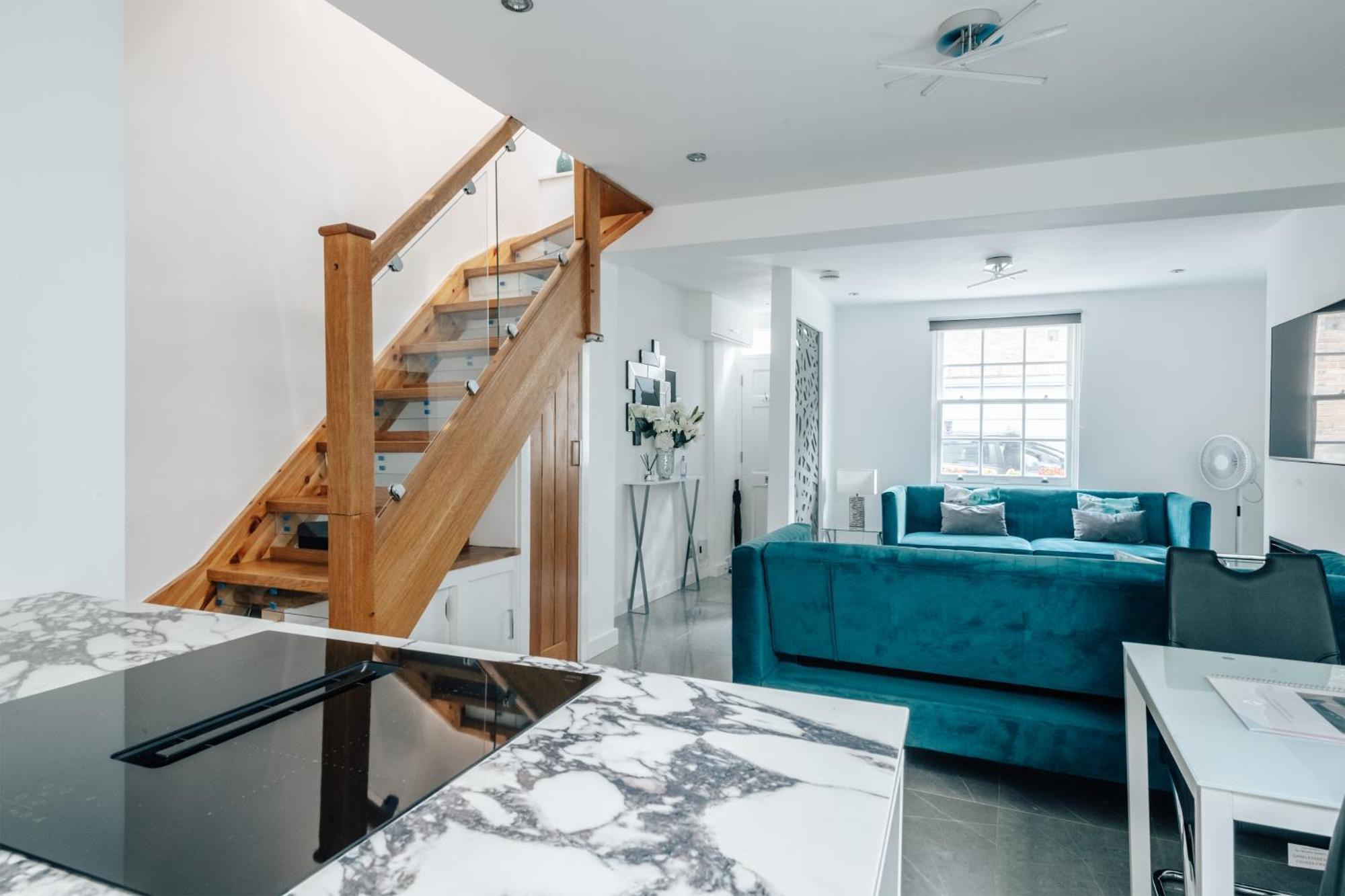 Exceptional Whole House Chelsea With Roof Terrace Apartment London