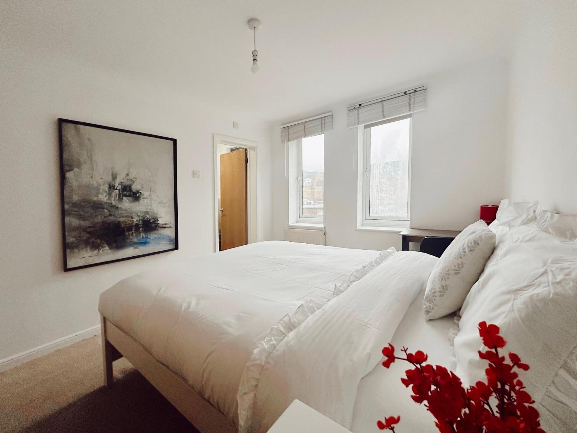 En-suite 5mins From Tower Bridge Londen