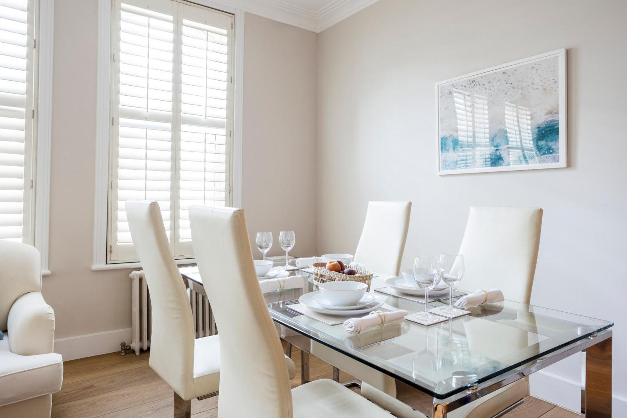 Elm Park - 2 Bed Chelsea London