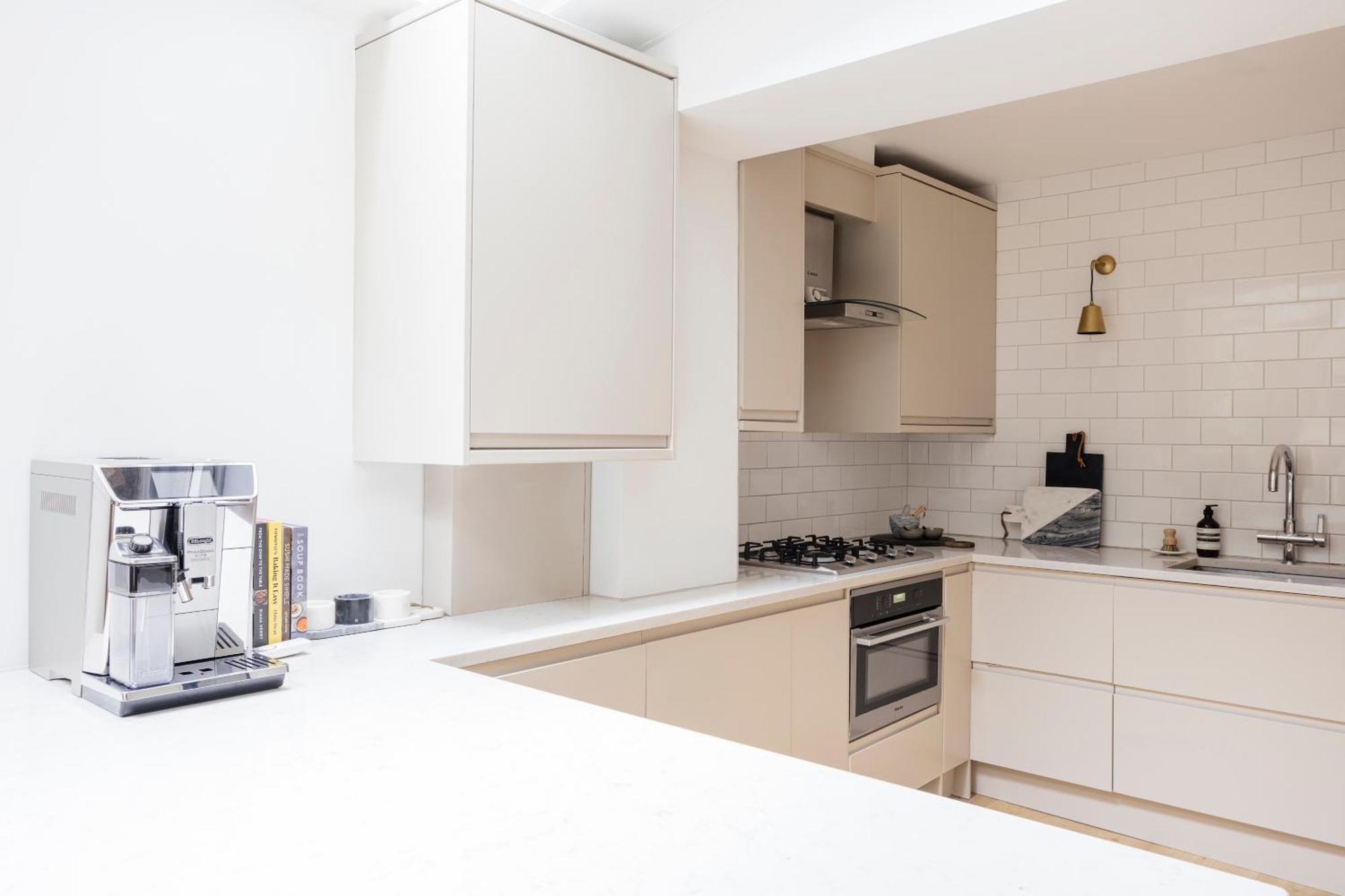 The Elegant Fulham Maisonette London