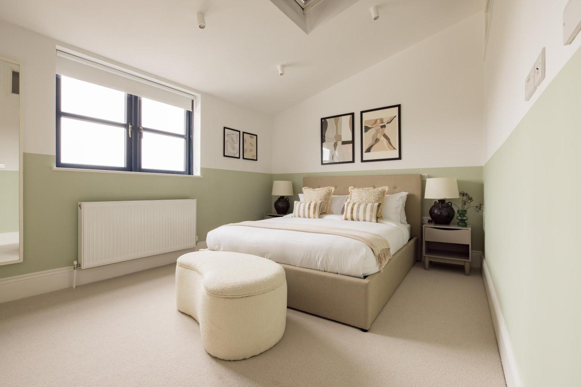 The Tooting Hideout - Dazzling 3bdr Flat With Balcony *