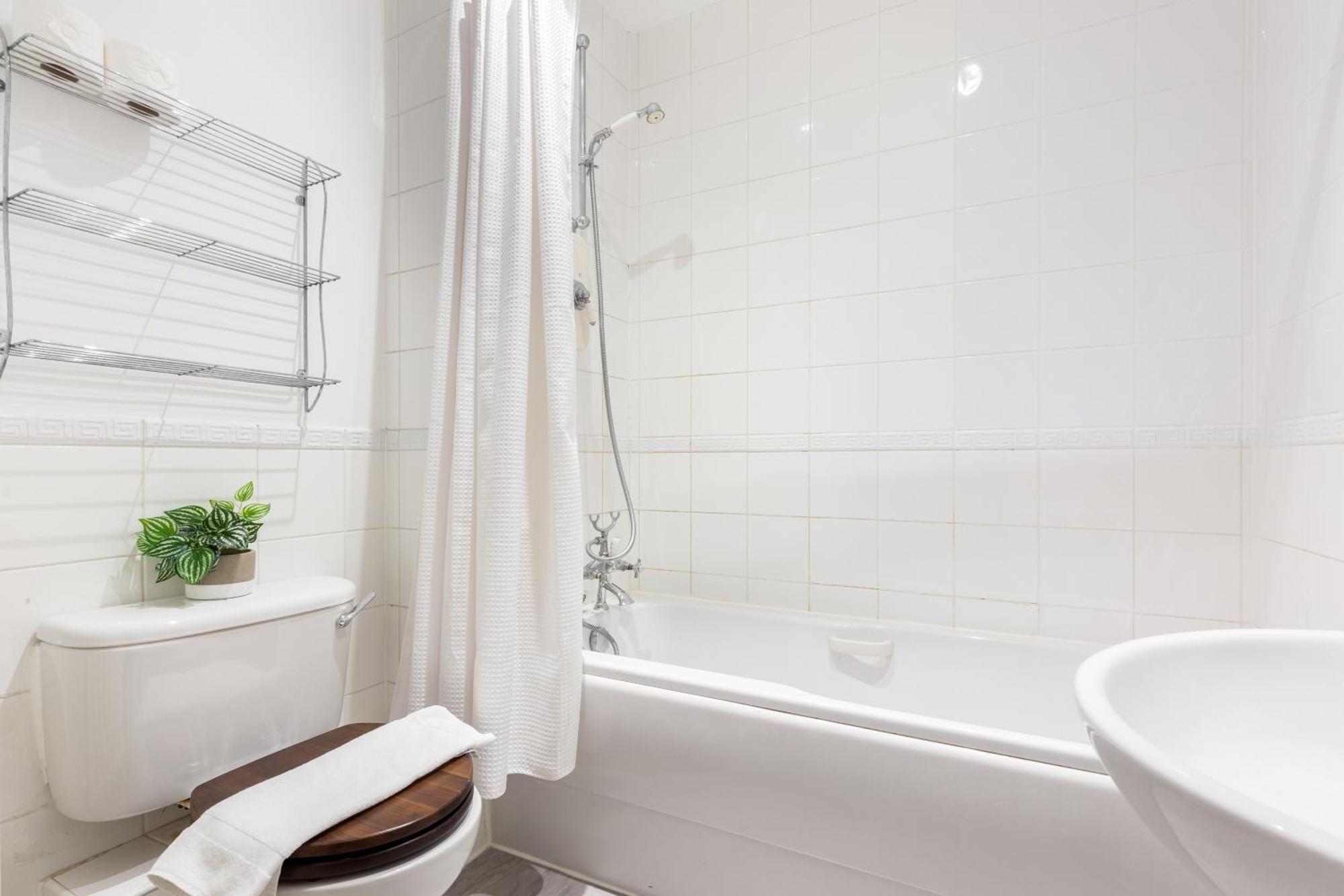 The Haggerston Collection Londen