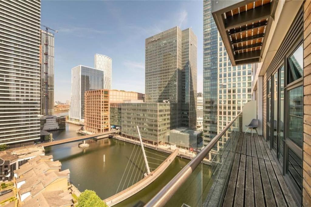 Luxury Penthouse 2 Bedrooms Flat In Canary Wharf London