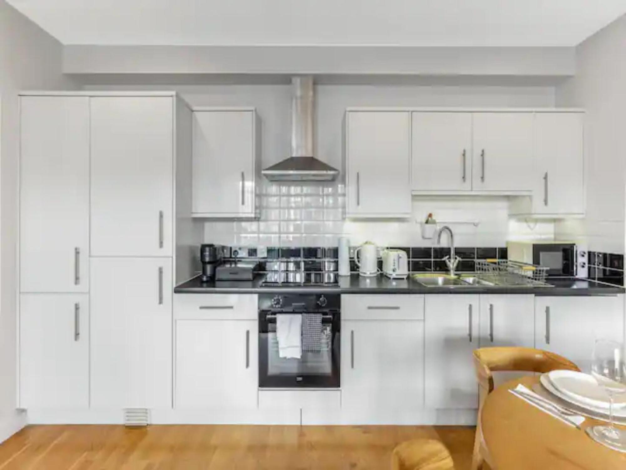 Apartment Pass The Keys Charming In North London