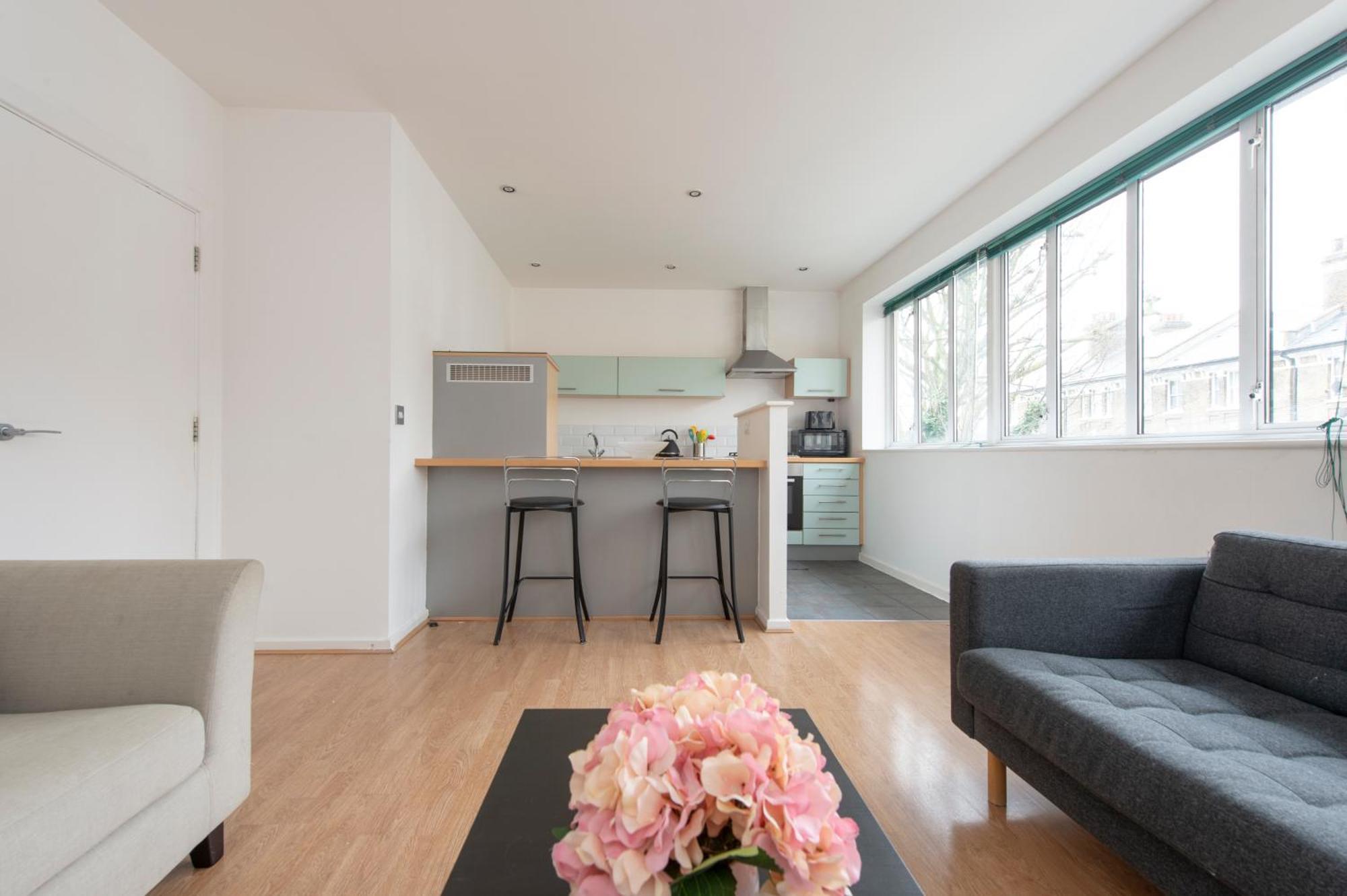 Apartment Modern Luxury By Bow Road Station *