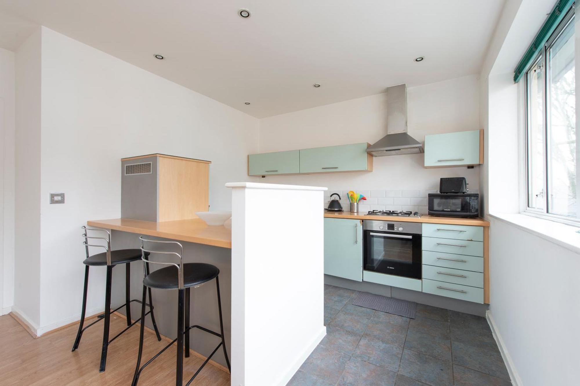 Modern Luxury By Bow Road Station