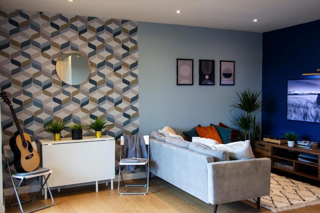 Apartment Wrong London