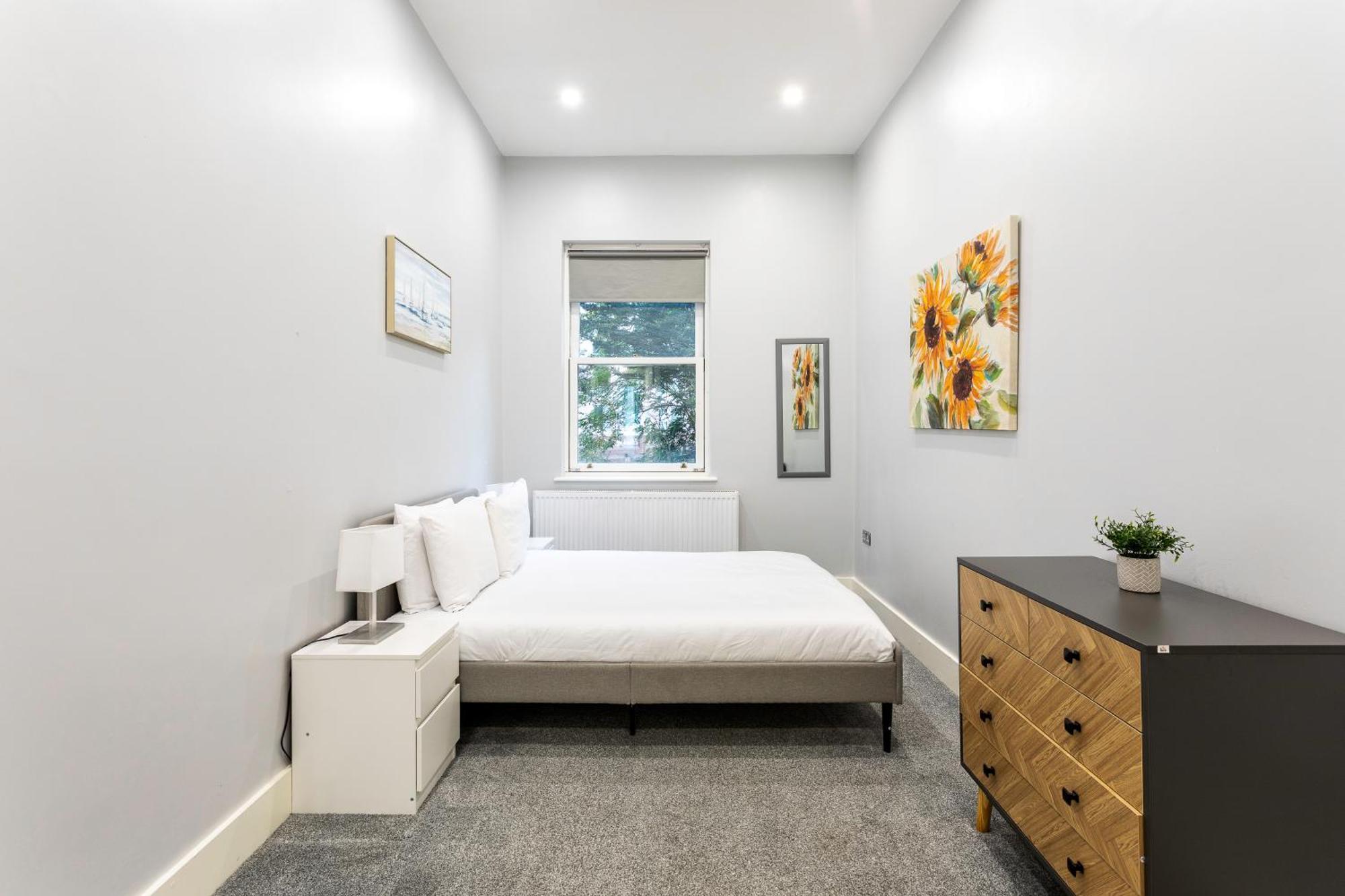 Refurbished Stjohns Hill * London