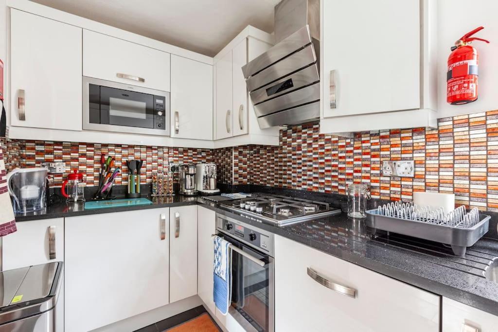 Apartment Clifton - Luxury 1 Bed Flat - 1 Min Walk To Tube *