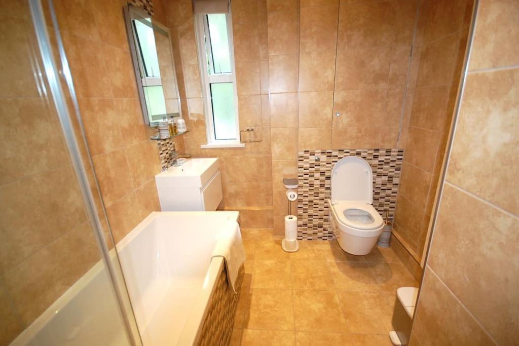 Clifton - Luxury 1 Bed Flat - 1 Min Walk To Tube London