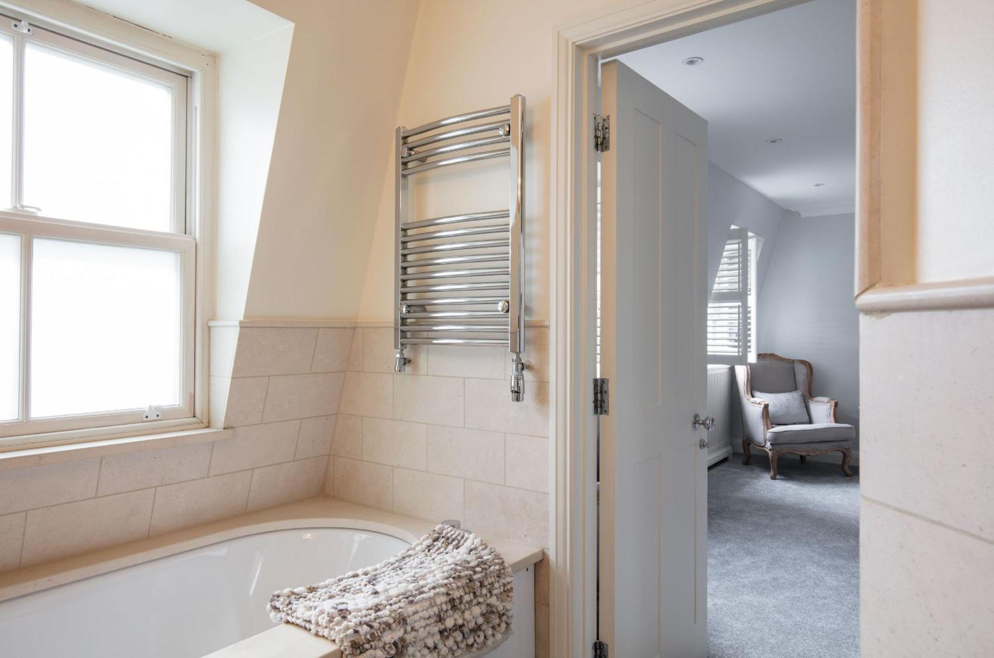 Spacious Quiet 4bedrooms 6beds House With Private Garage 5min Walk To Paddington Station * London