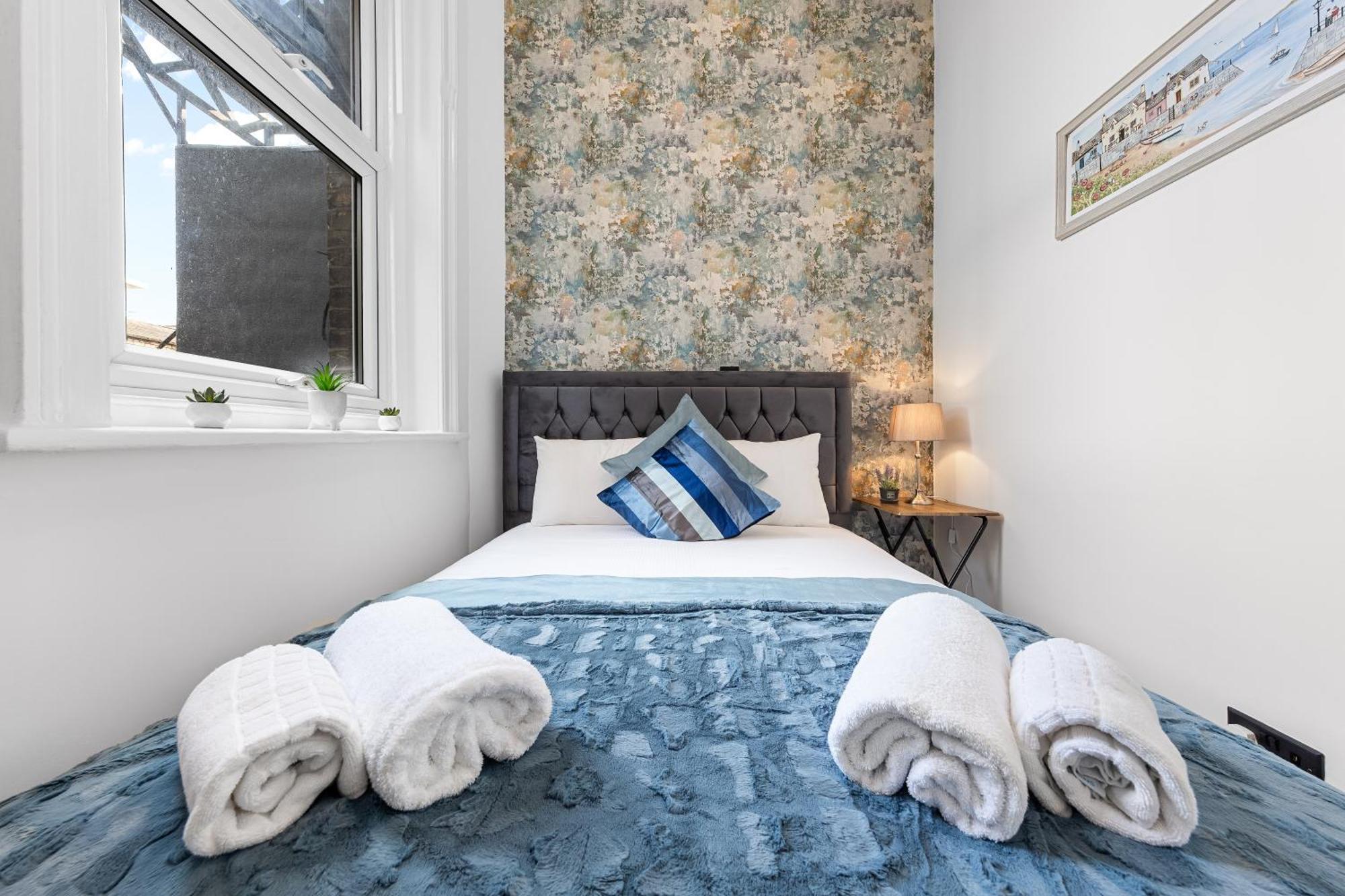 Modern 2 Bedroom Flat - Near Primrose Hill, Camden Market, Regent's Park - Good Links To Kings Cross, Euston, Finchley Road Station - Nw3 Apartment *