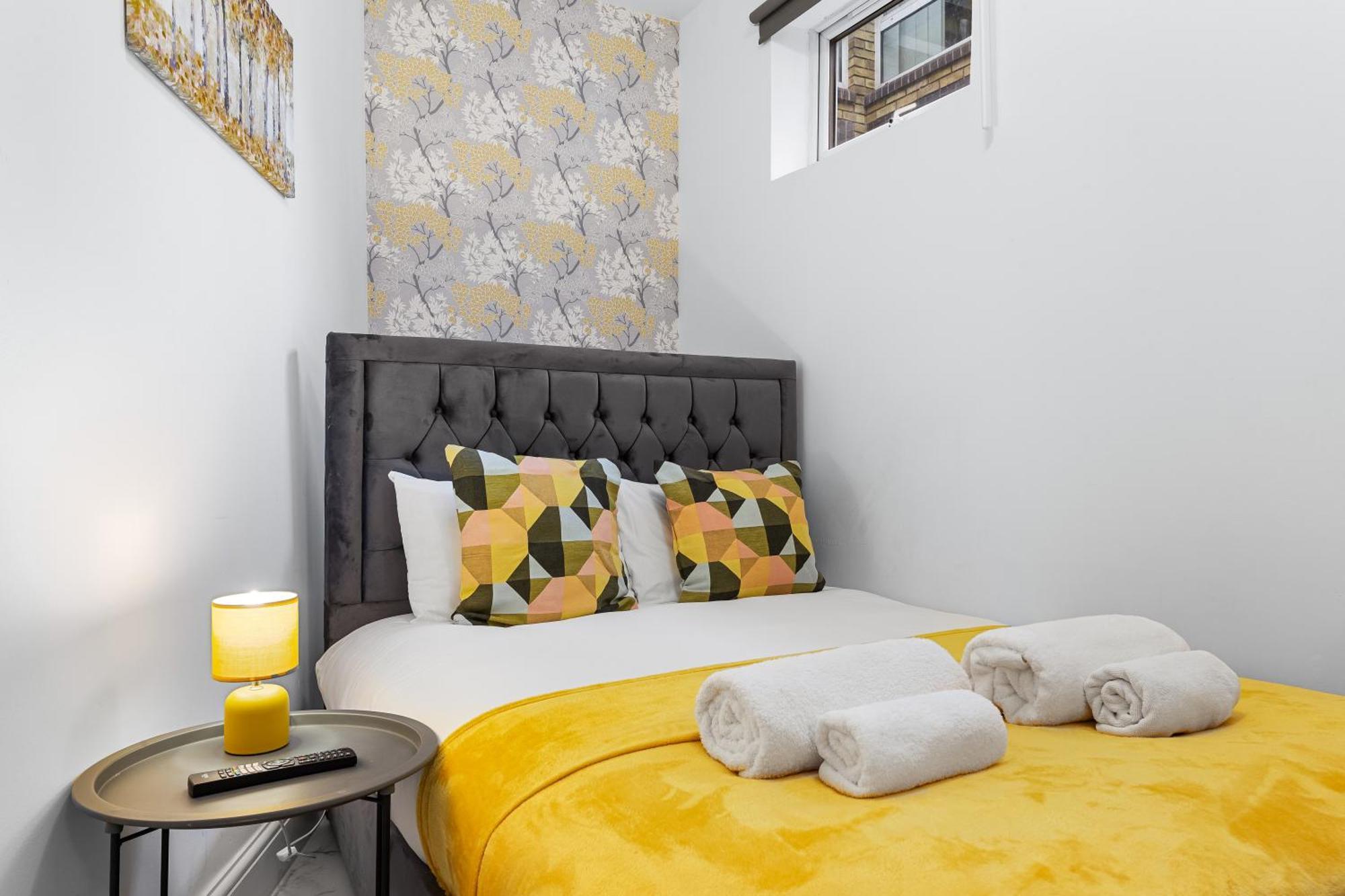 Serviced Modern Flat - Sleeps 2 - Good Links To King Cross, Euston, Finchley Road Station - Nw3 * Londen