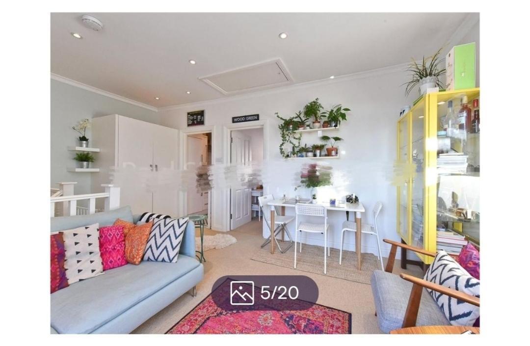 Veronika's Apartment *