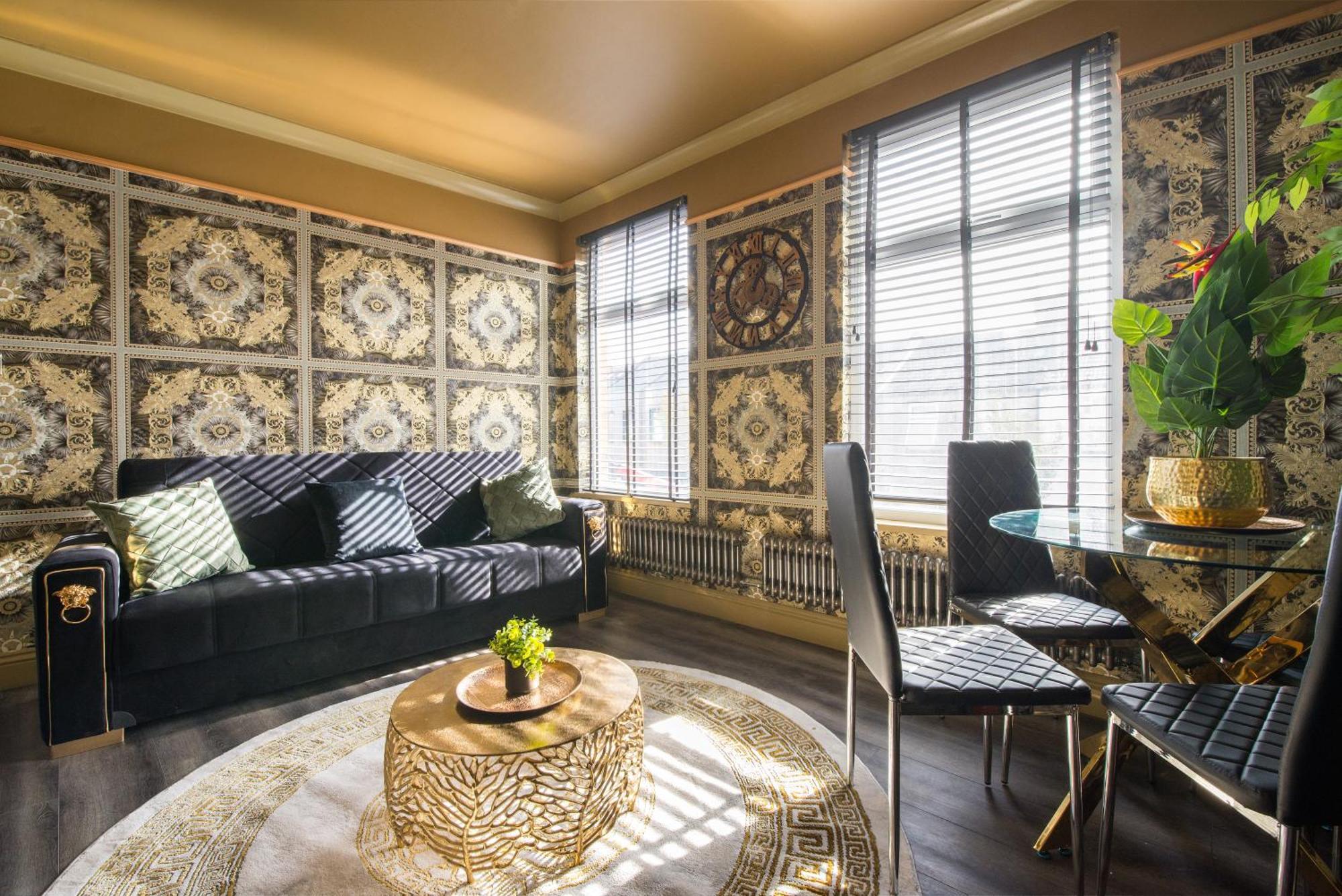 Apartamento Luxury Versace 2 Bed Hot Tub Pool Table Sky Tv