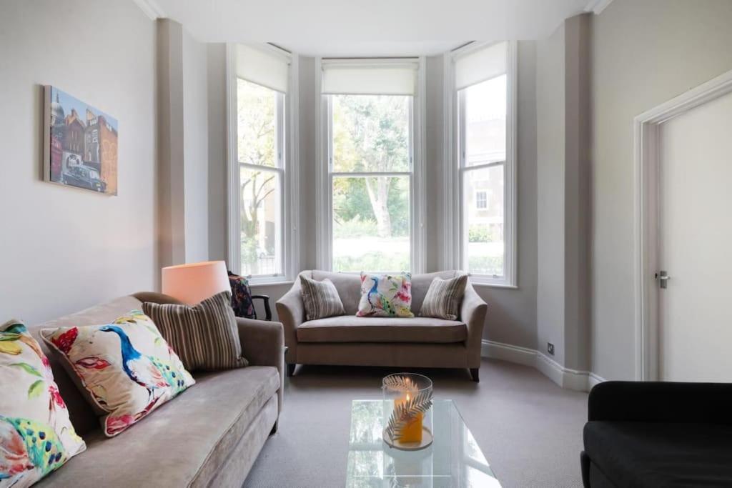 Hyde Park Delux 1 Bed Bayswater Apartment