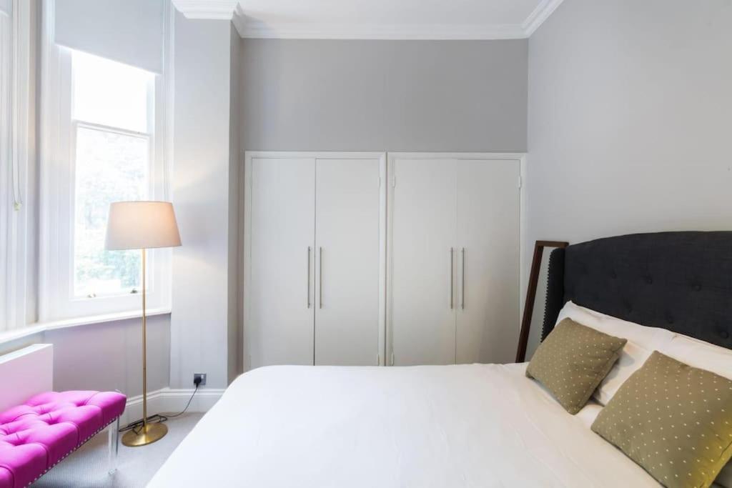 Hyde Park Delux 1 Bed Bayswater * London