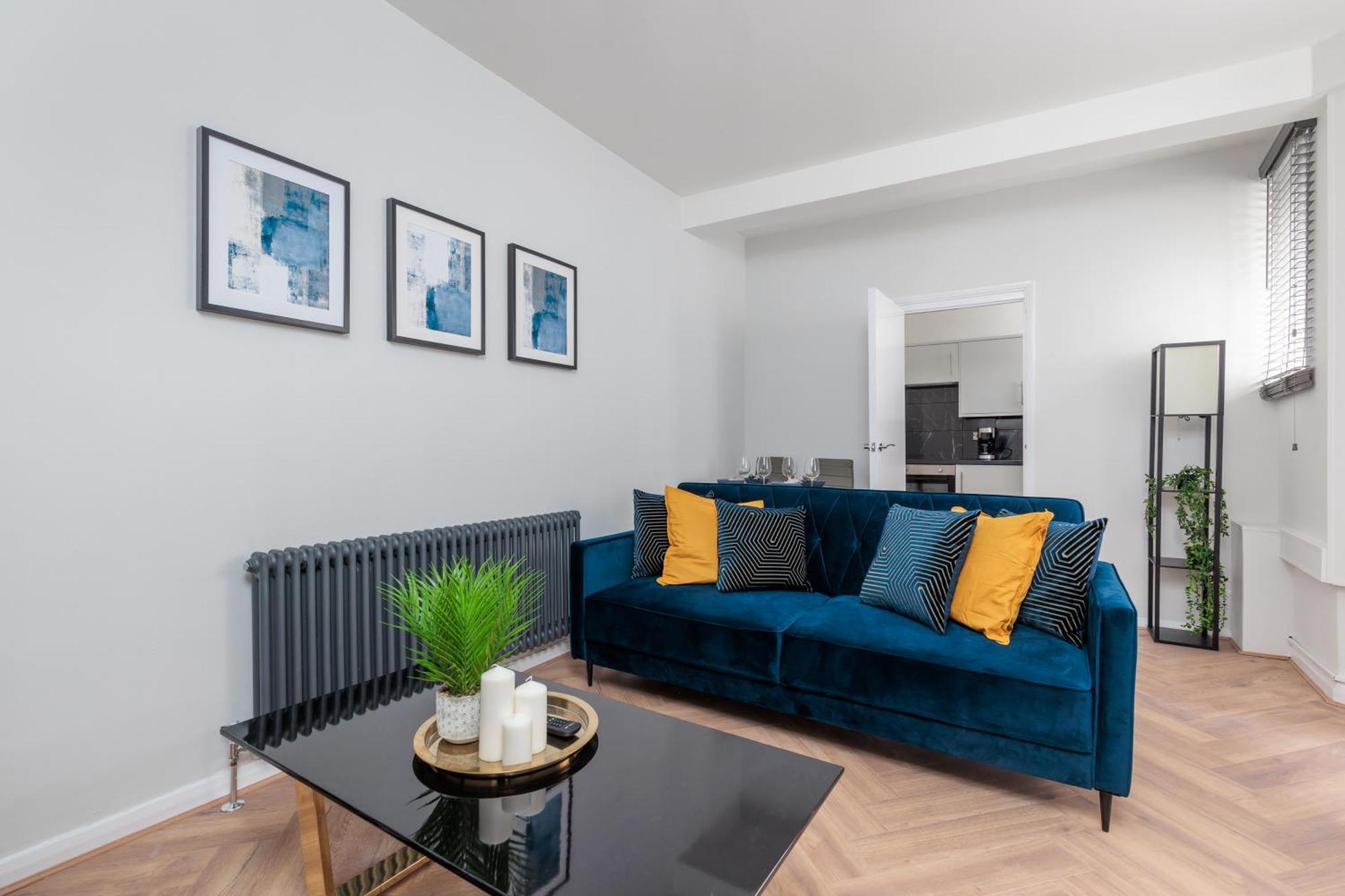 Apartment Luxury 2 Bed Flat In Central