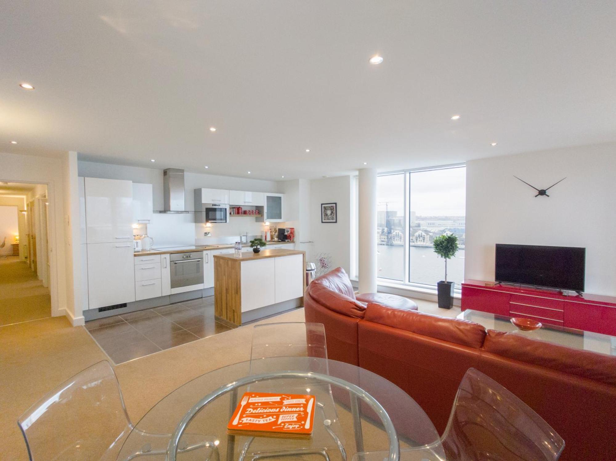 Excel - Three Bed Serviced Appartement Londen