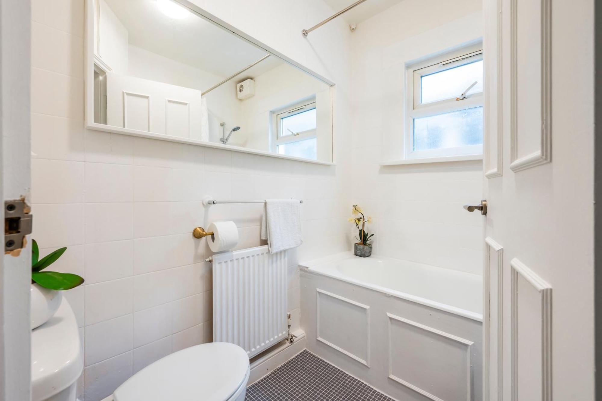 Beautiful Garden Flat Near Chelsea Appartement Londen