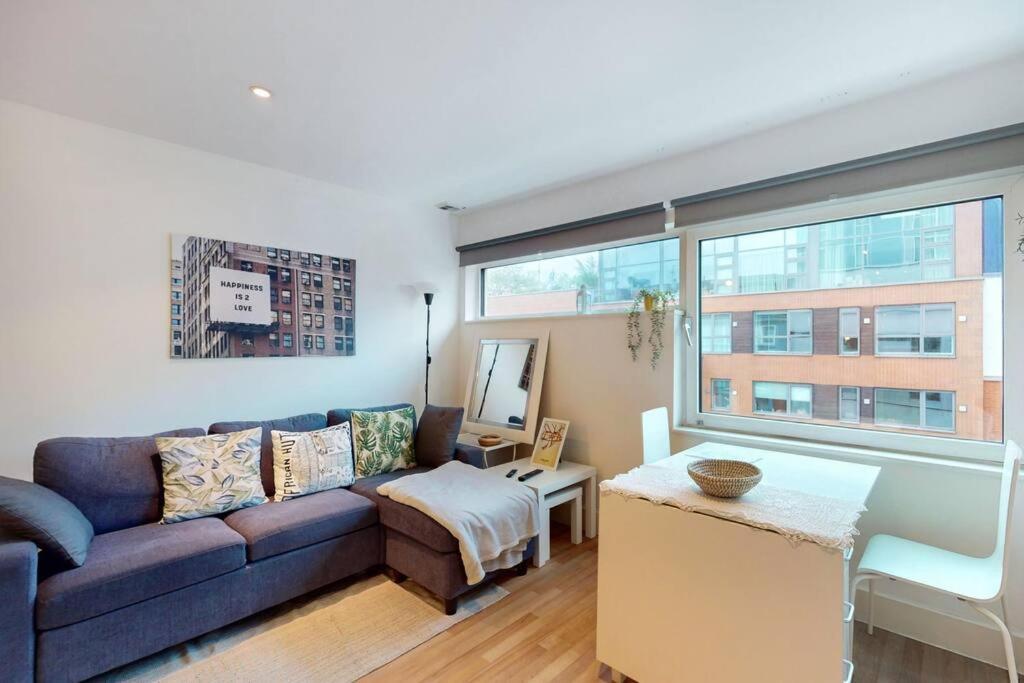Appartement Stunning Apt- 5 Min Walk To Borough Station Londen
