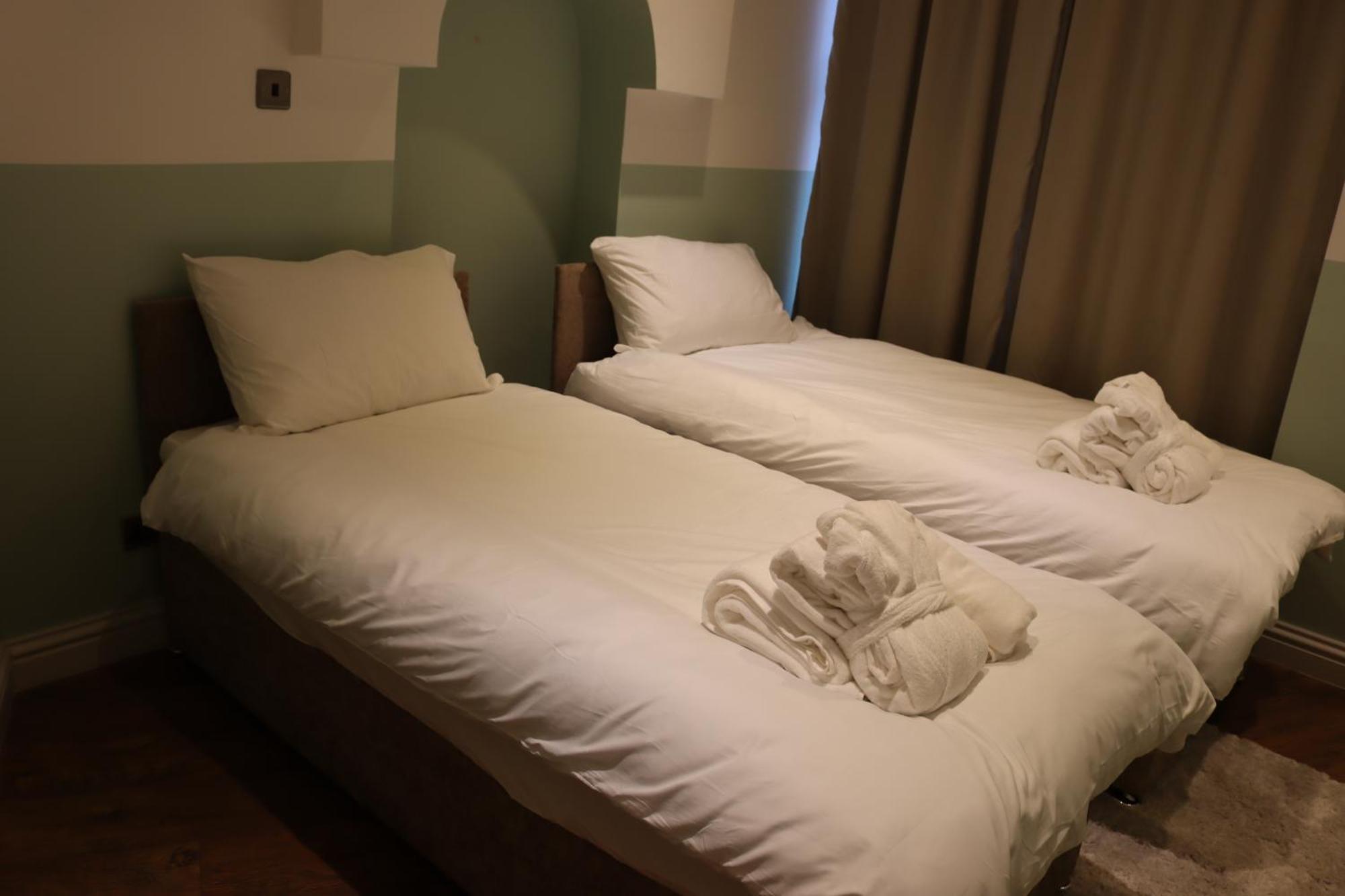 Modern 2 Bedroom Notting Hill Gate/kensington Apartment London