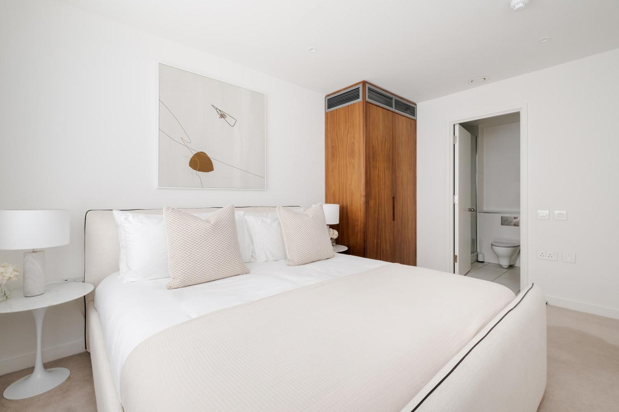 Luxury Mayfair Townhouse With A/c 3br 3ba Сasa de vacaciones *