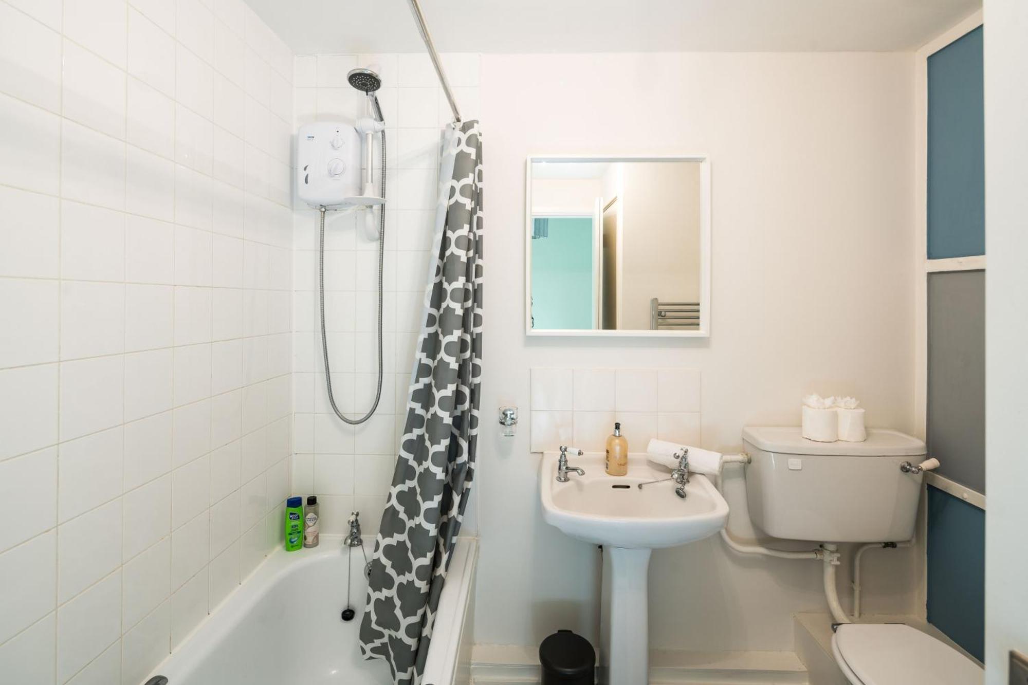 Fantastic In Canary Wharf - 2 Bedrooms Holiday home