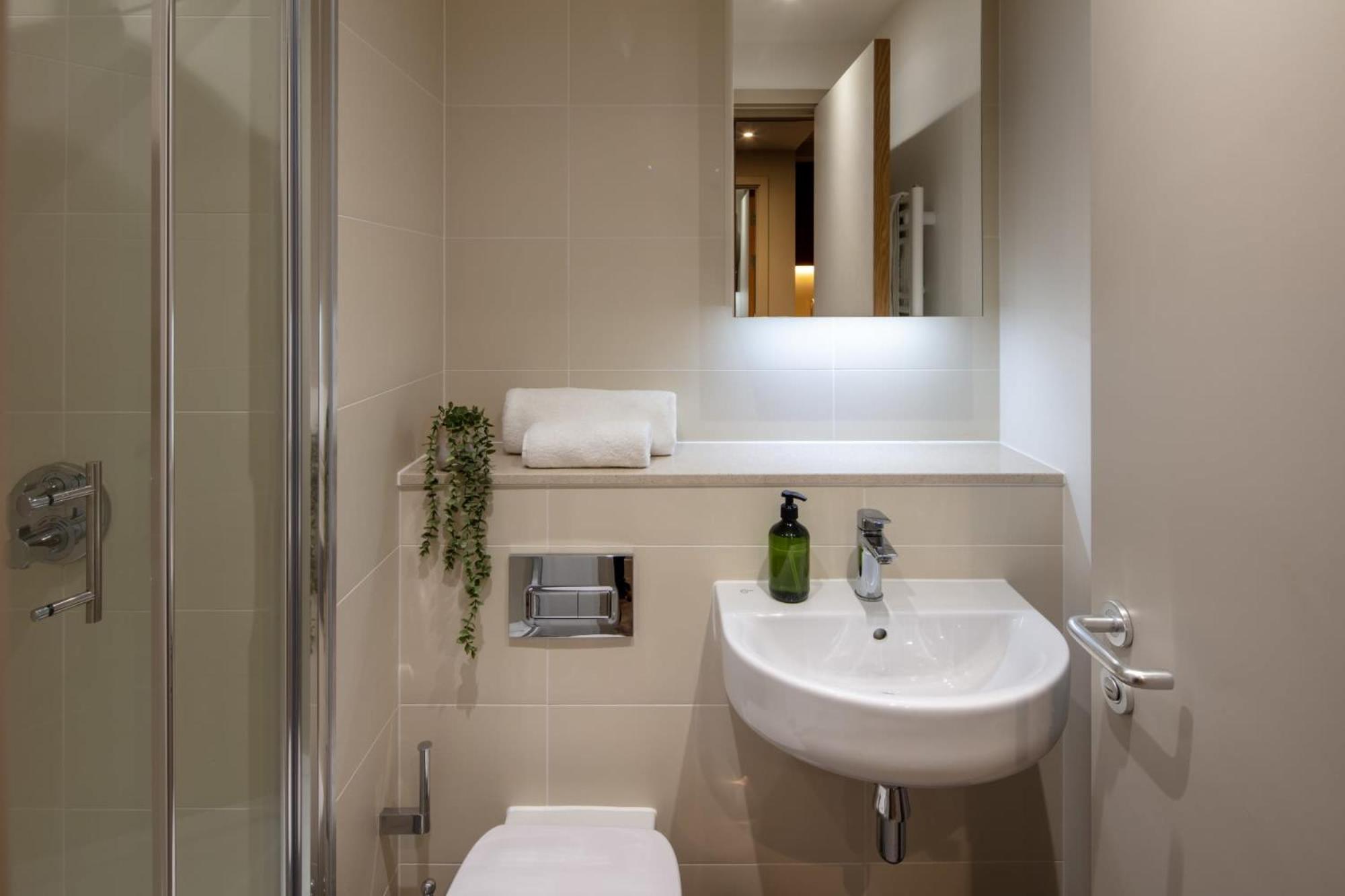 At Florence Dock Appartement