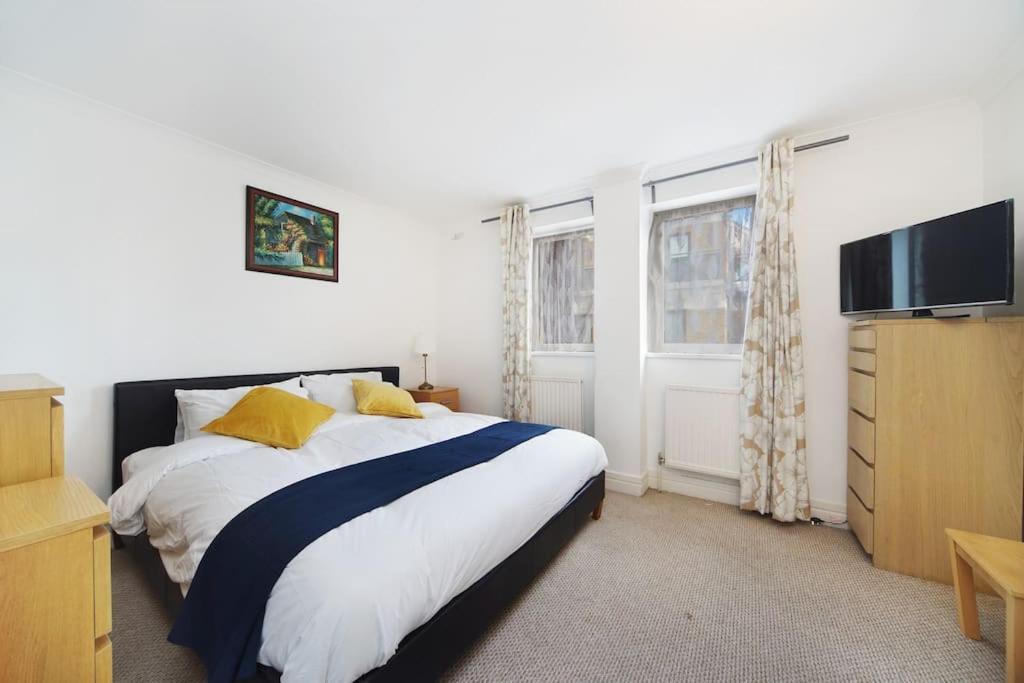 Stunning 4-bed Apartamento