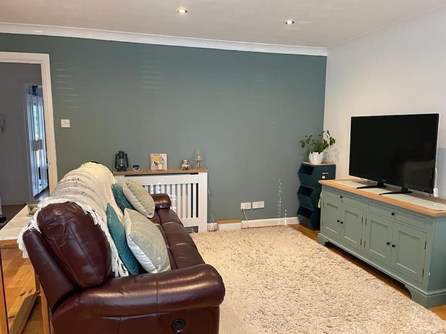 Apartment Flat In - Close To Excel *
