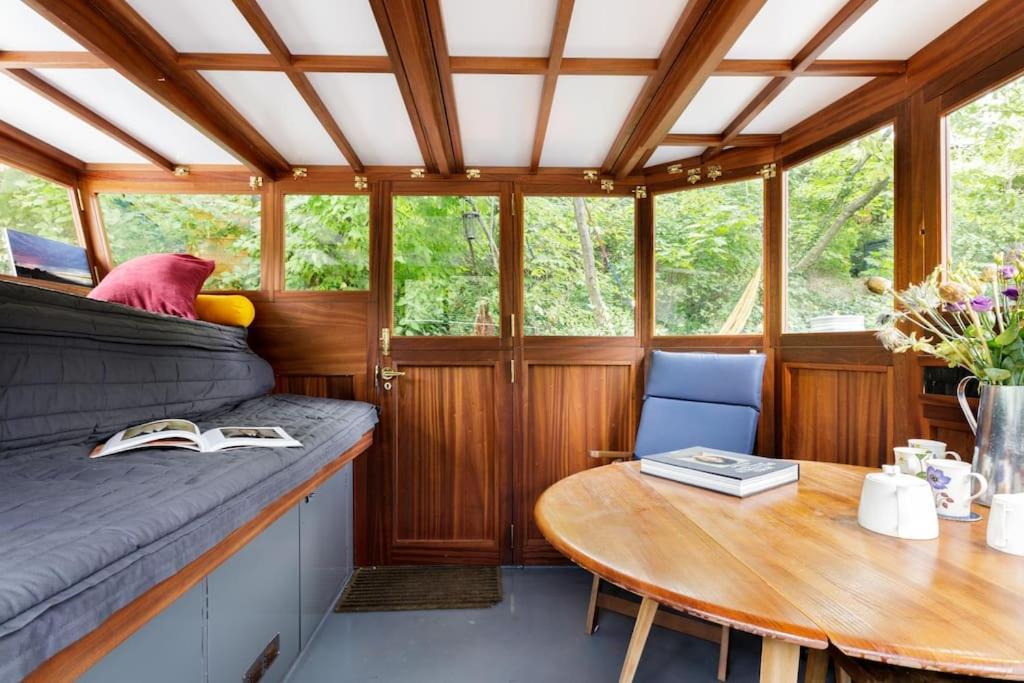 Slash Arts Houseboat On Secluded Mooring In