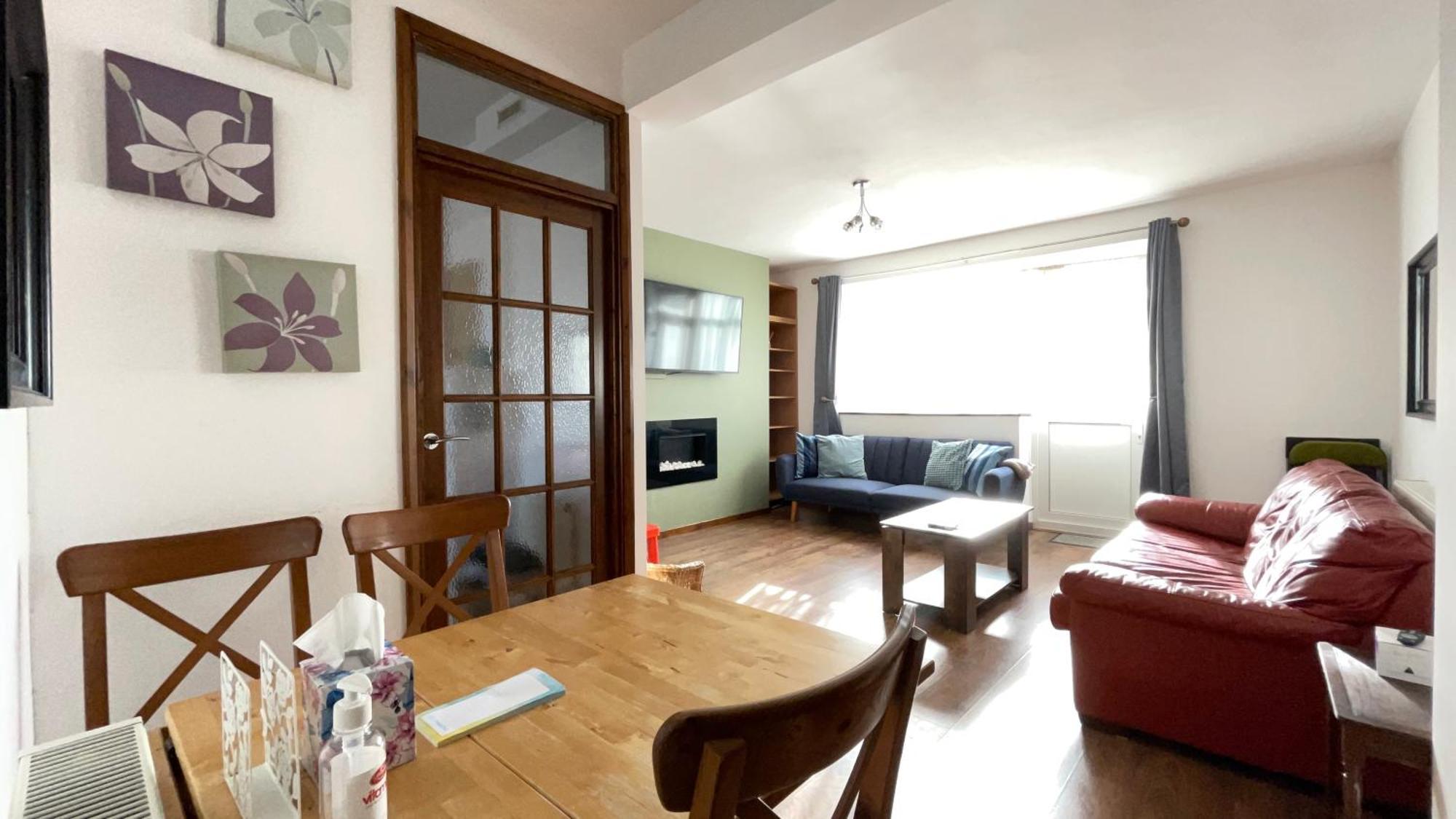 Appartement 2 Bedrooms 2 Stations *