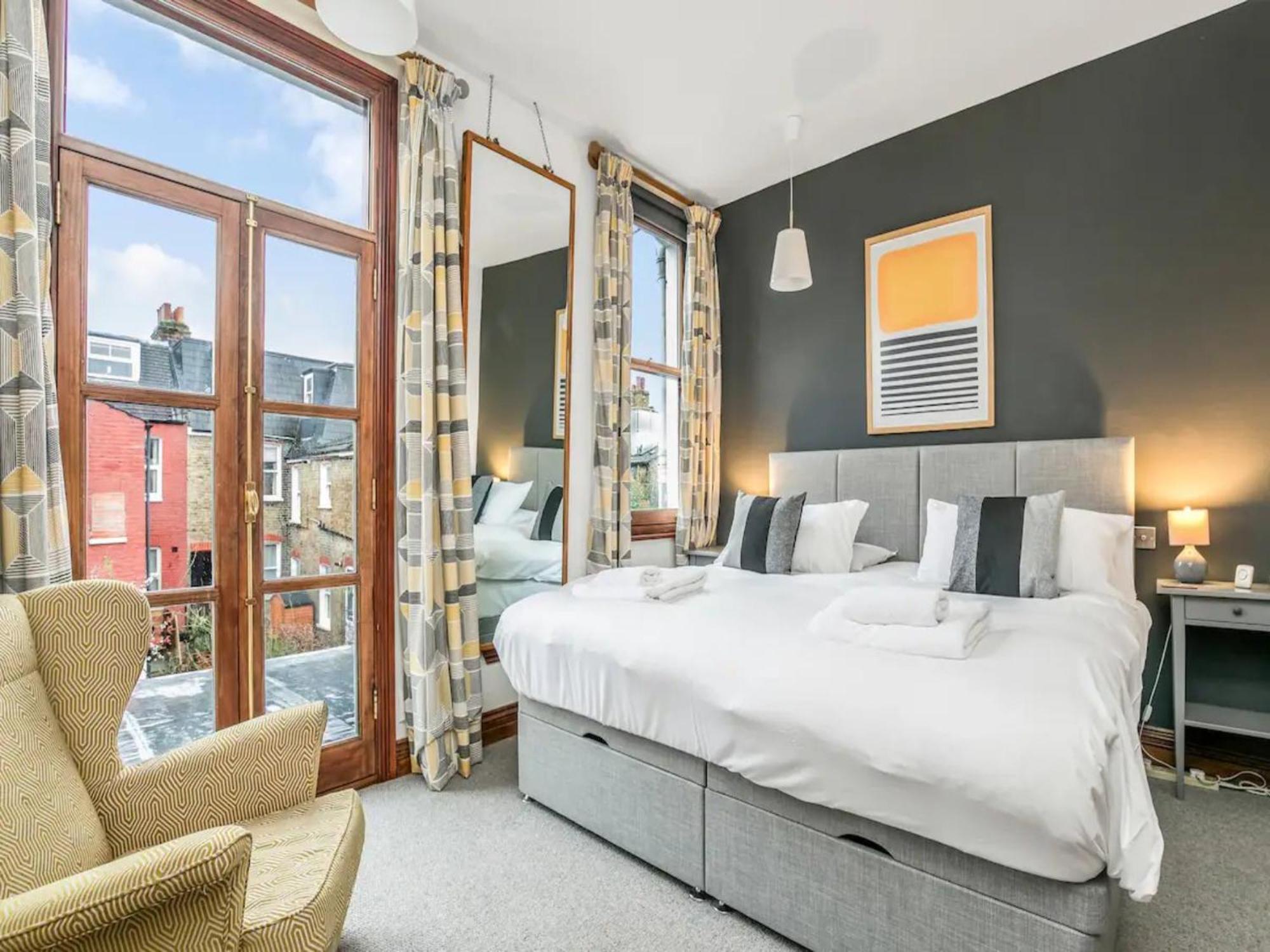 Holiday home Pass The Keys - Mediterranean Garden London