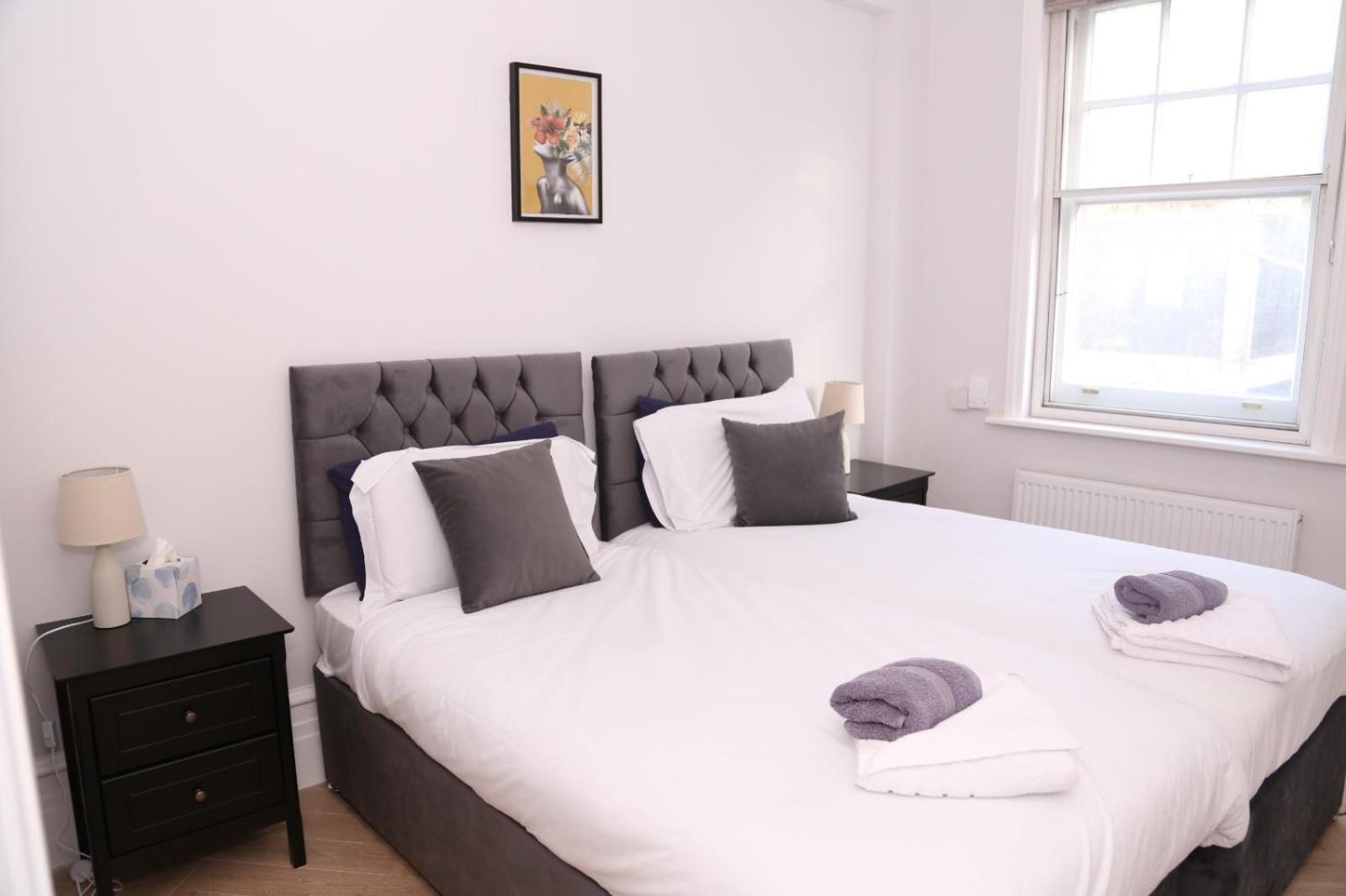Star Warwick Mansions 4-bed Retreat *