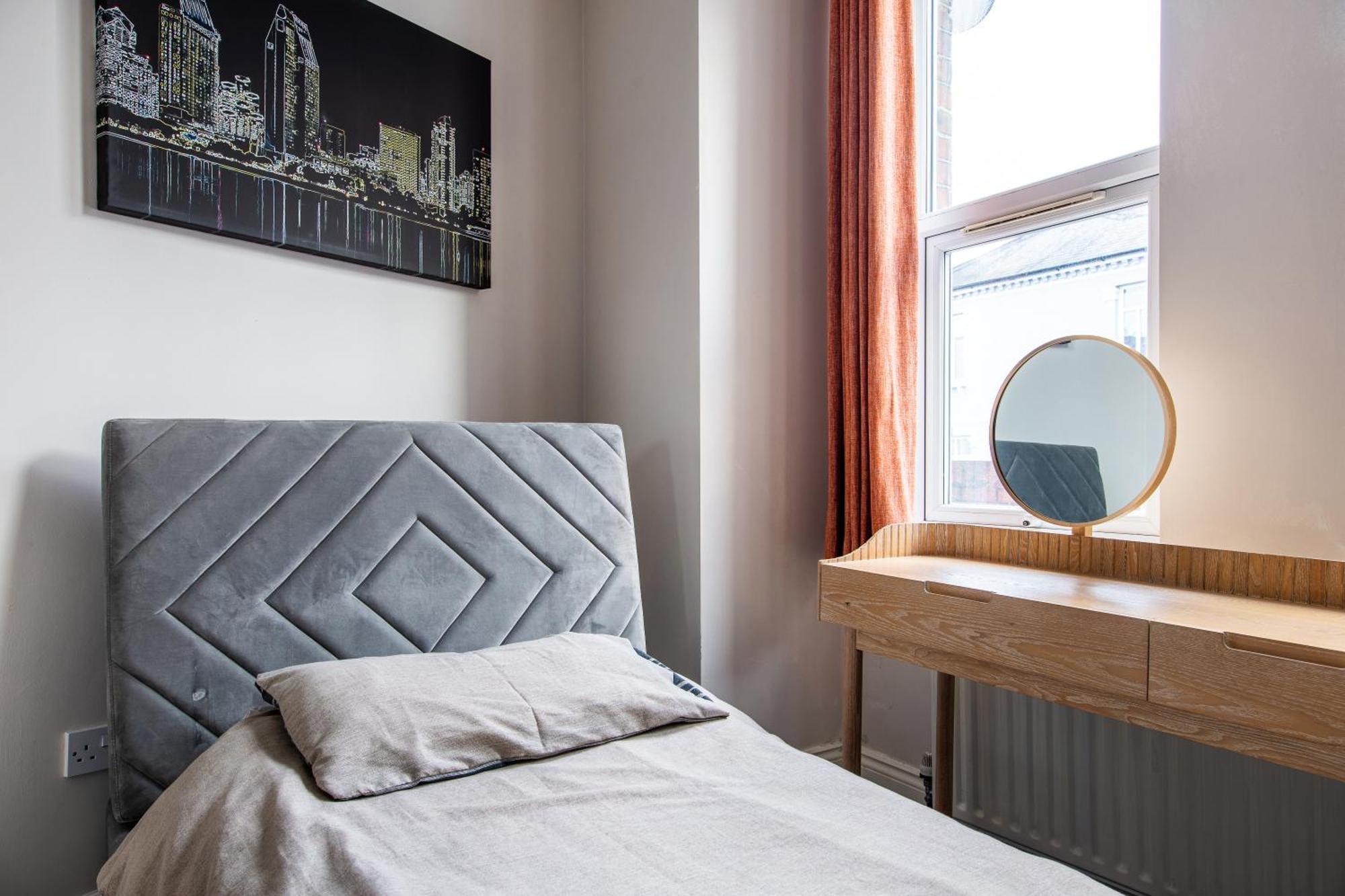 Apartment Cosy 1 Bed With Free Parking Close To Underground Station Zone 2 For Quick Access To Up To 5 Guests