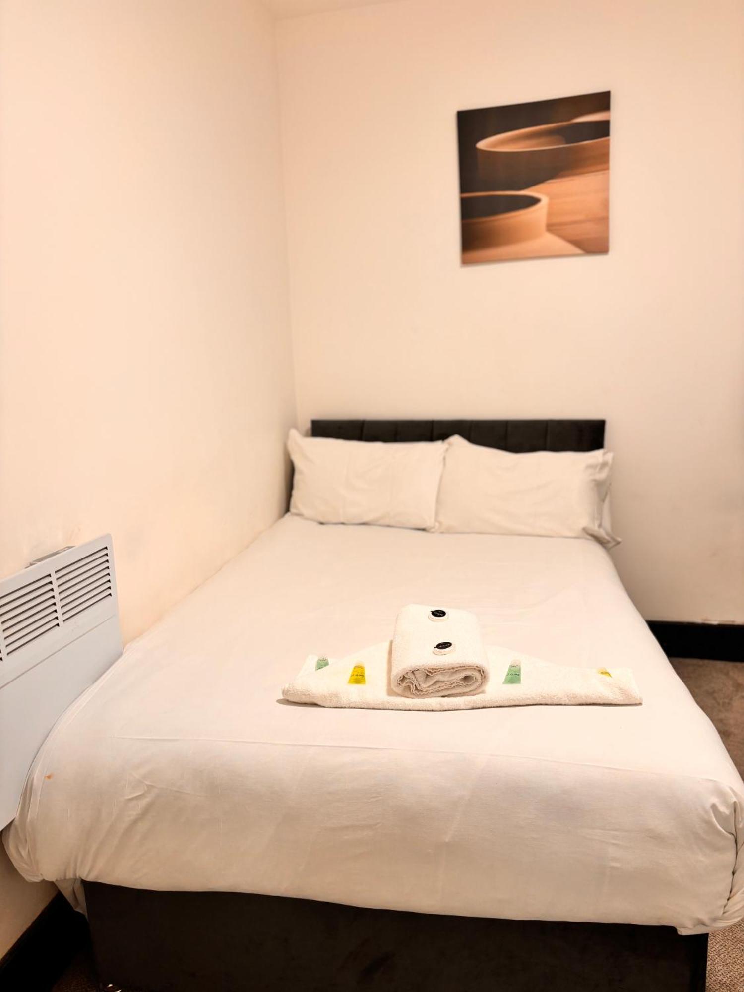 Ivy House 3*