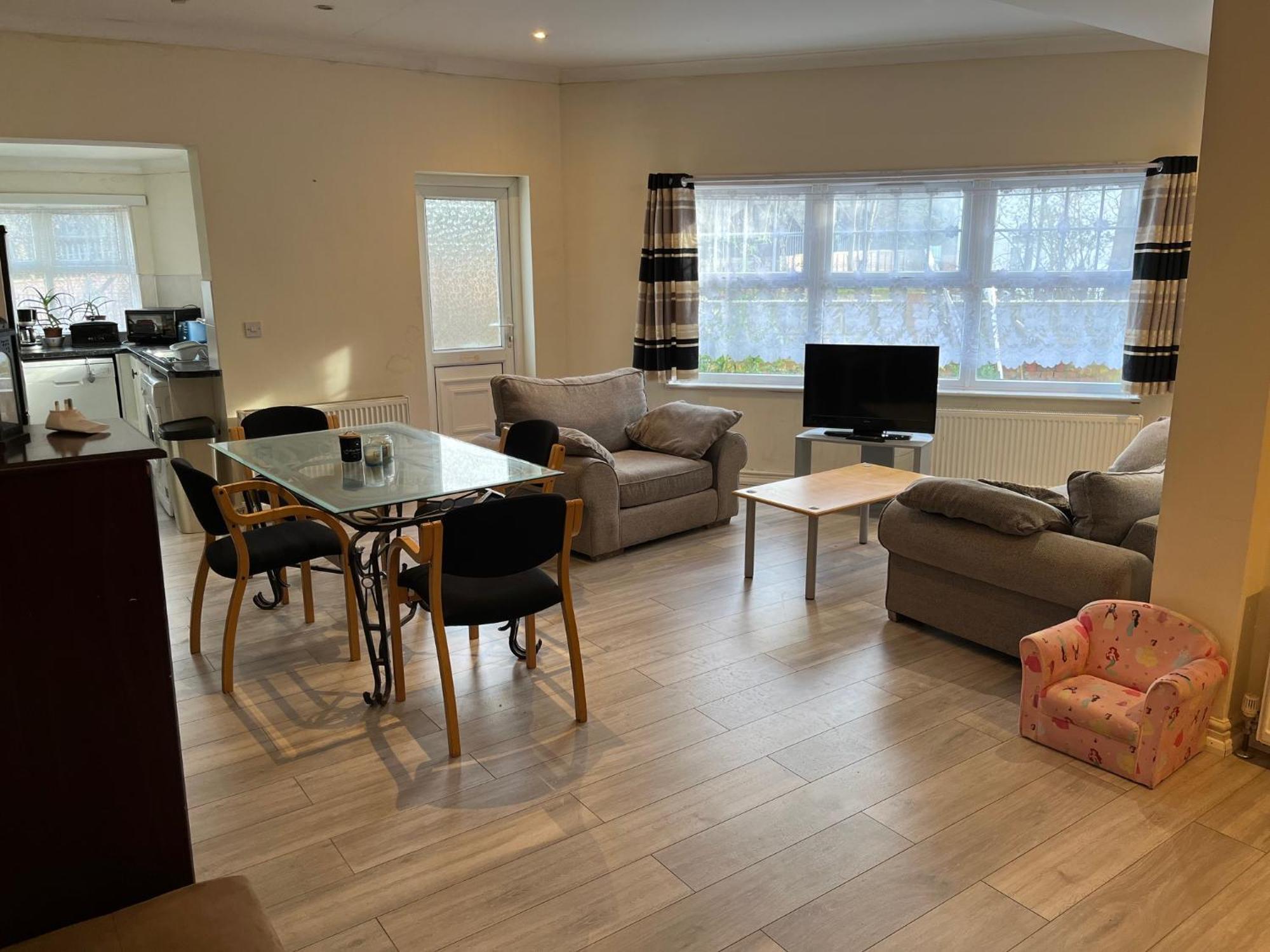Apartment Tottenham - Good For Centre Free Parking And Contractors And Relocators