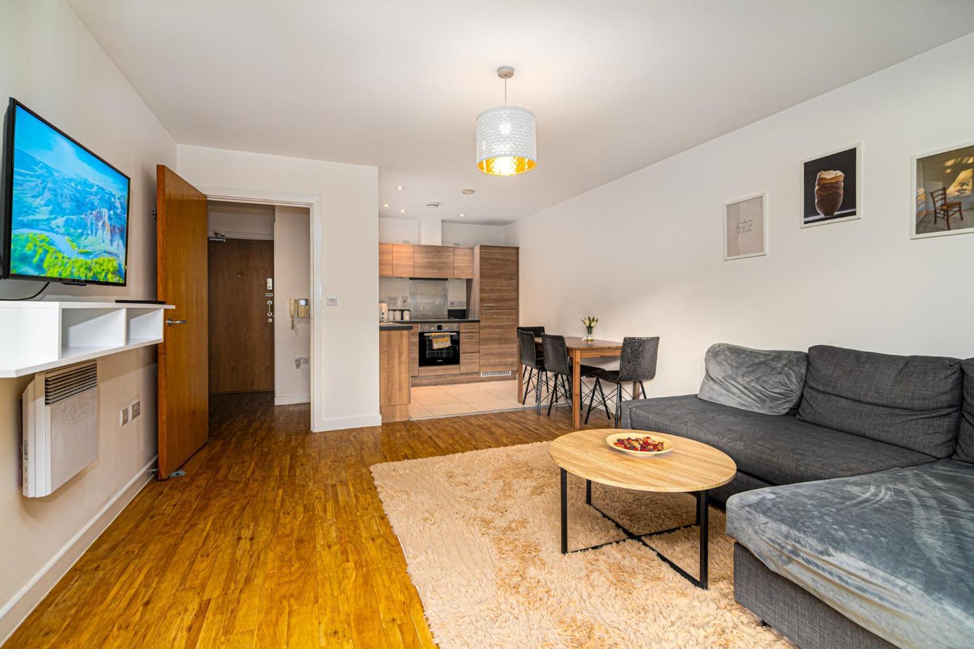 Zenith Hub Apartment