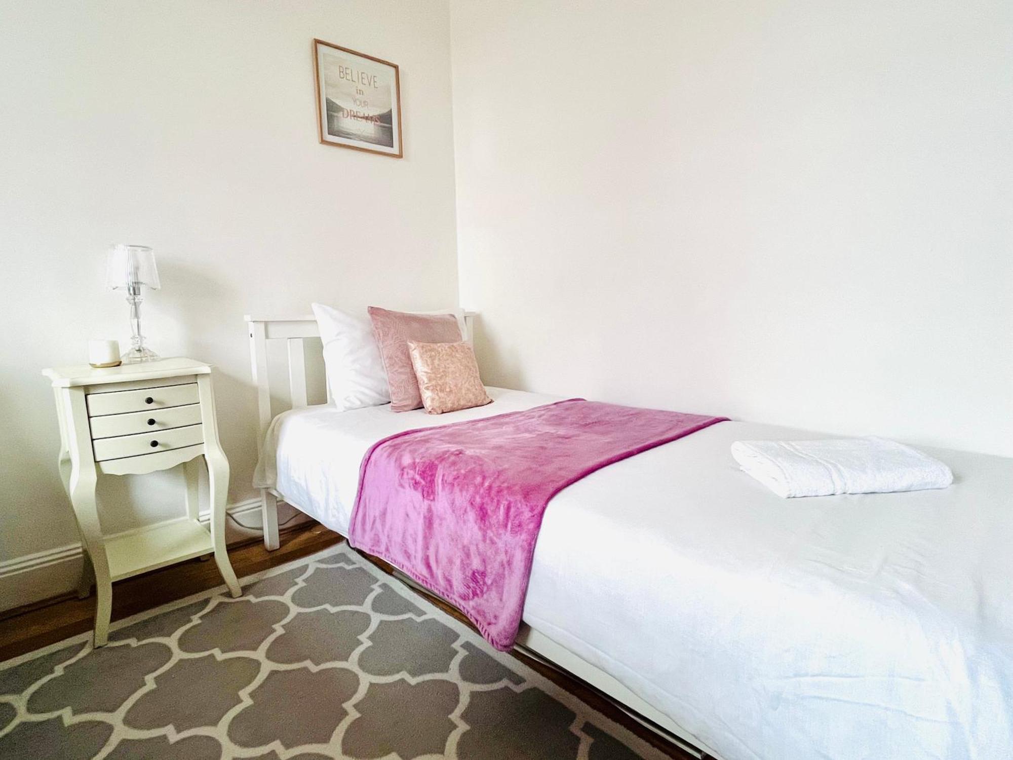 Gorgeous Studio 15 Minutes From Central London