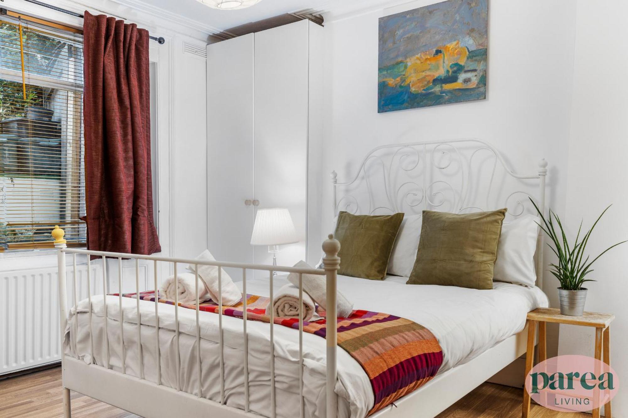 Parea Living - Cosy 1-bed Artistic Flat At Newington Appartement *