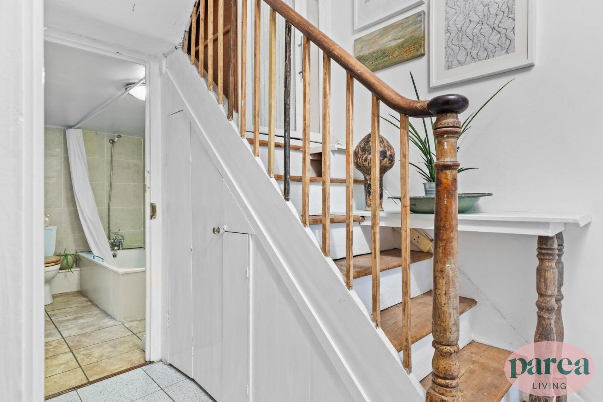 Parea Living - Cosy 1-bed Artistic Flat At Newington Appartement *